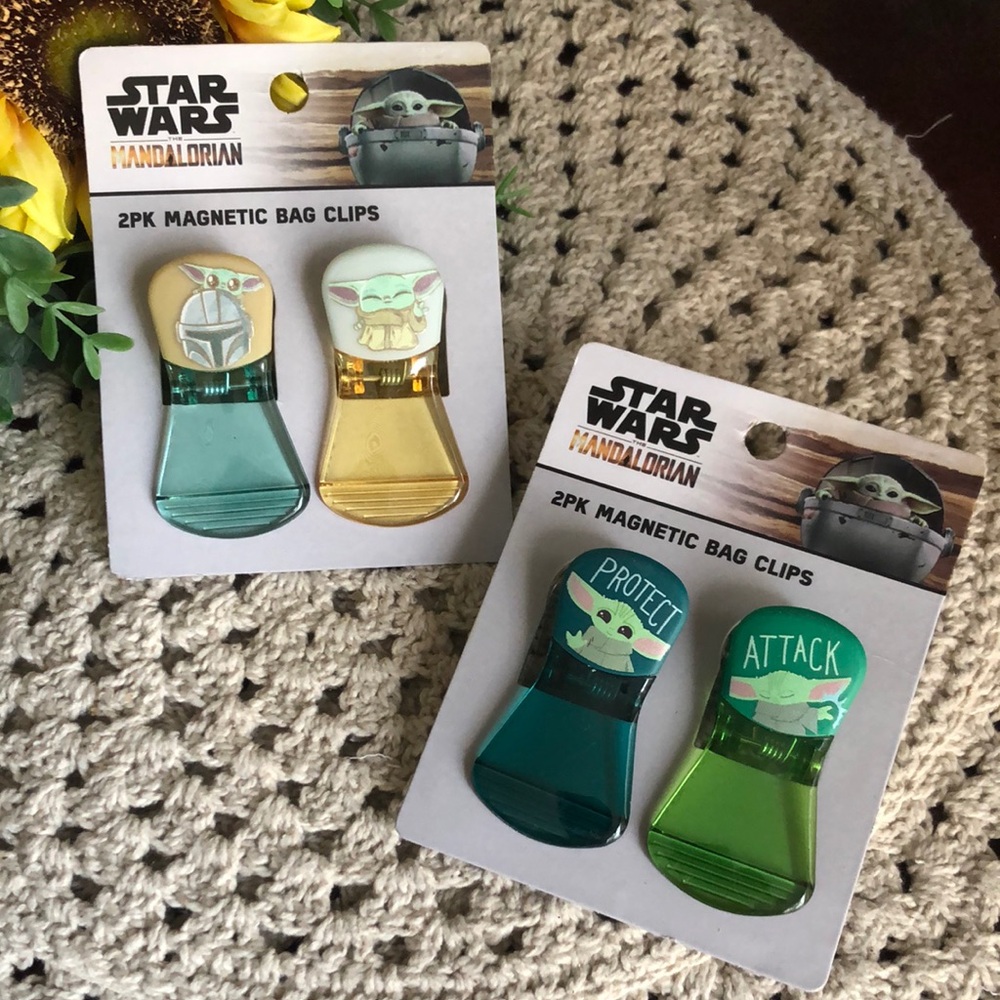 Star Wars The Mandalorian Magnetic Bag Clips